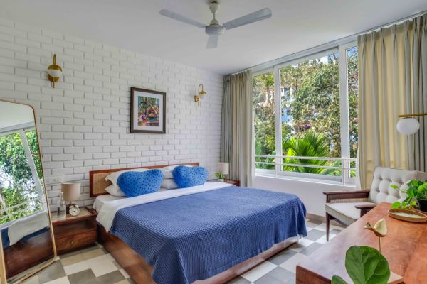 Image Title Goes Here