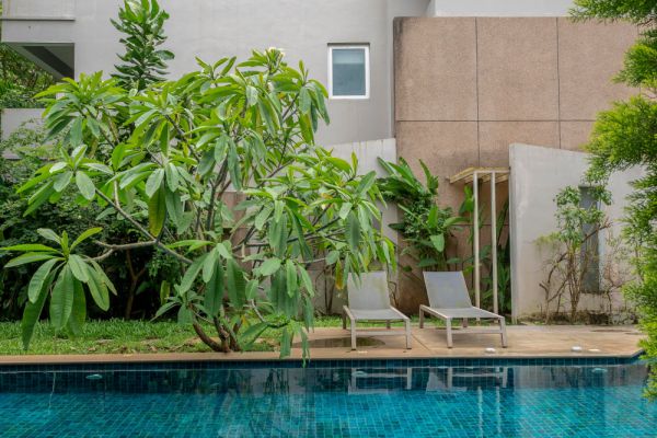 Sereno Santorini 2bhk Greek vibes w/ pvt jacuzzi