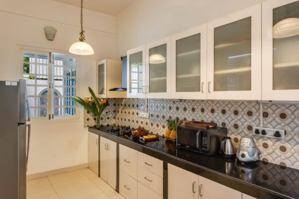 Image Title Goes Here