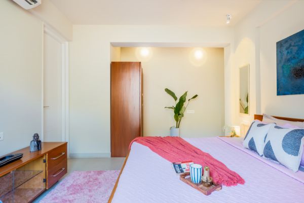 Sereno Horizon 3bhk Penthouse pvt jacuzzi rooftop