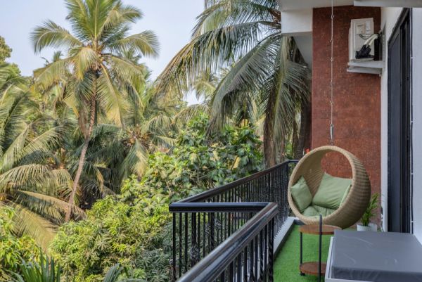 Image Title Goes Here