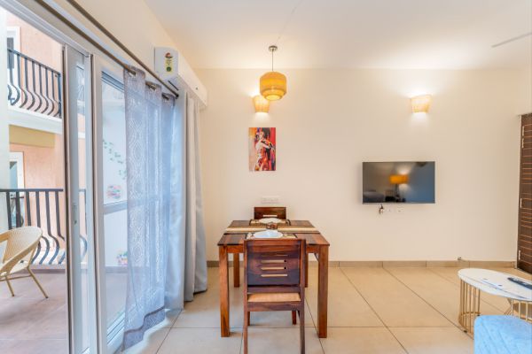 Image Title Goes Here