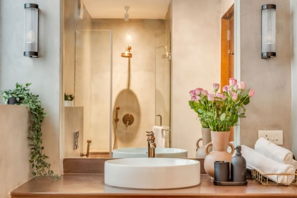 Image Title Goes Here