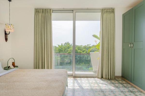 Image Title Goes Here