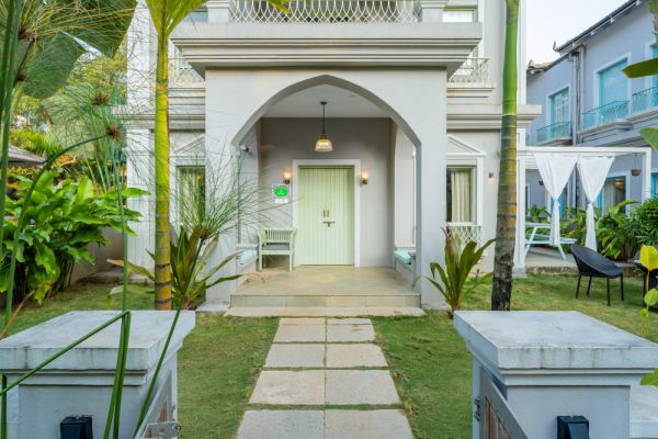 Sereno Satori 3bhk bali theme villa w/private pool