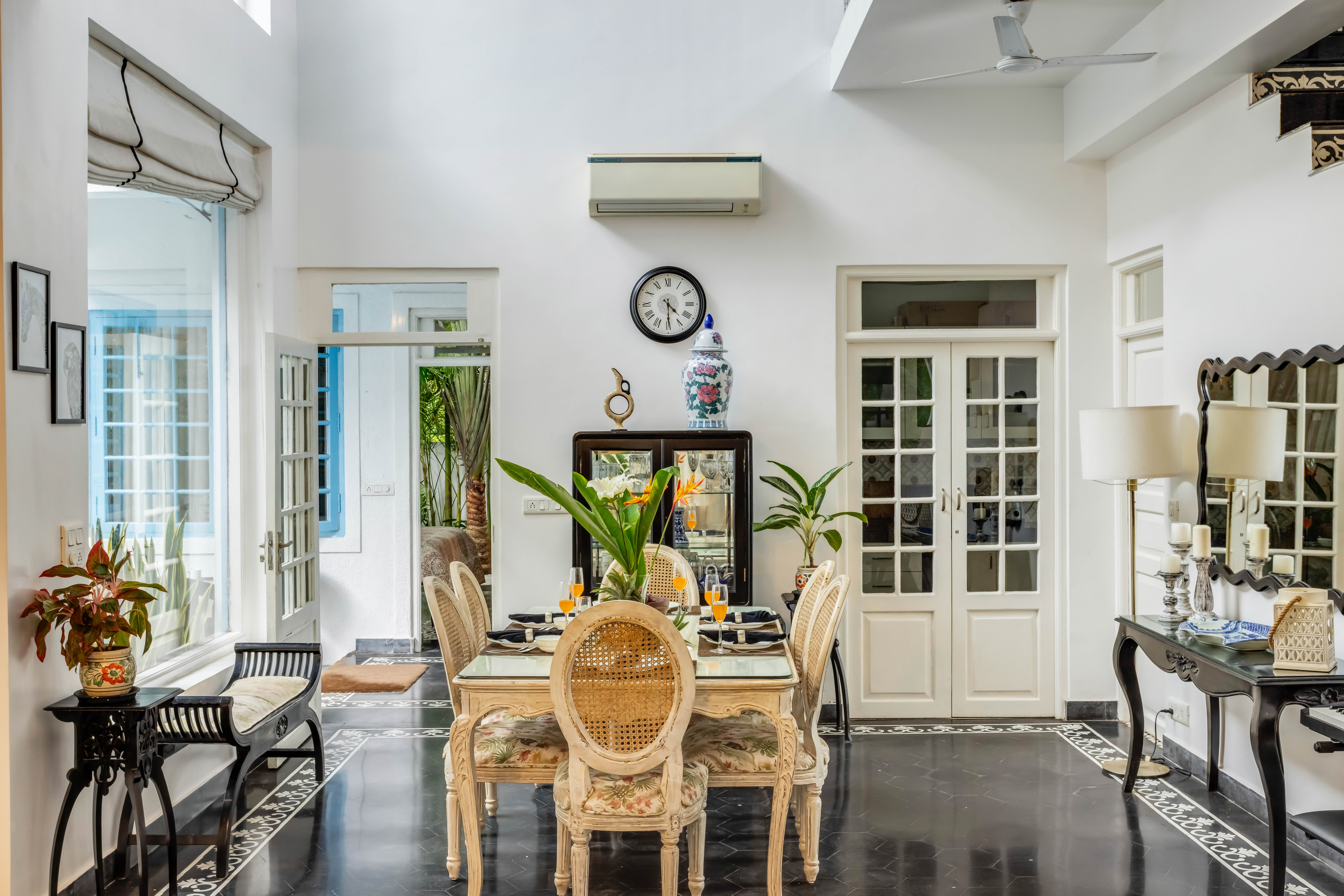 Image Title Goes Here