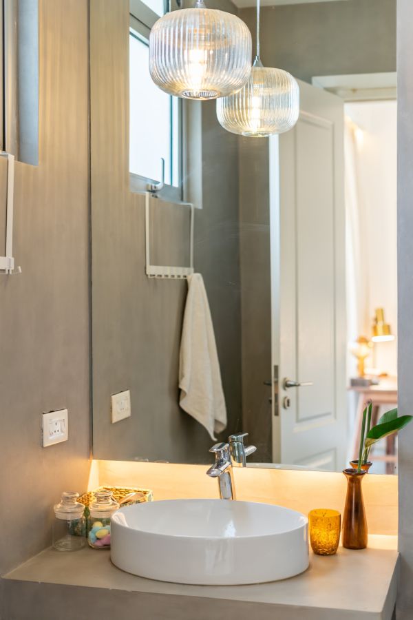 Image Title Goes Here