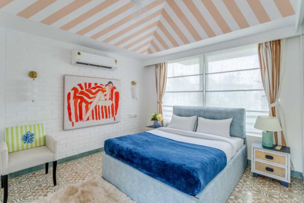 Sereno Picasso 1bhk artsy vibes 3 mins to Assagaon