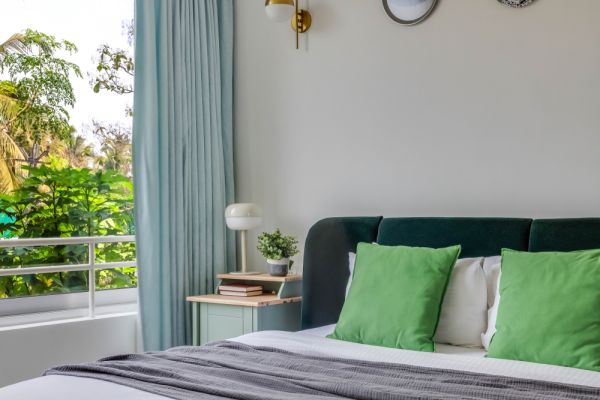 Image Title Goes Here