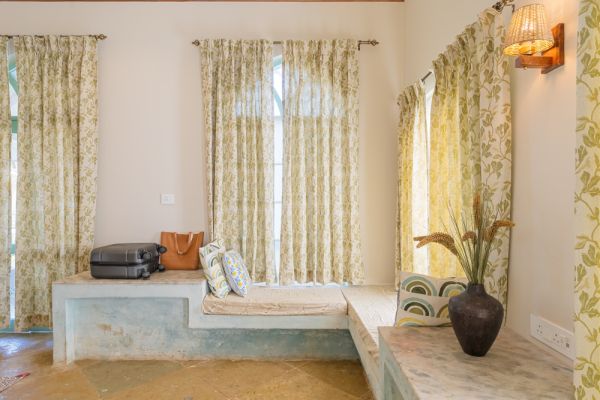 House of Rumi 3bhk villa w/private pool & outdoor gazebo