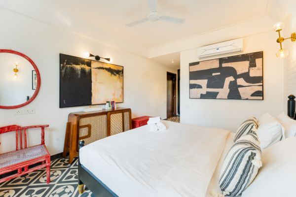 Sereno Arthouse - 2bhk modern villa w/private pool