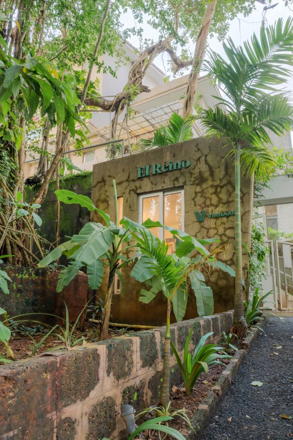 Image Title Goes Here