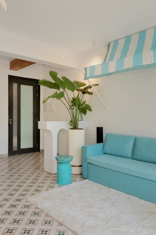 Sereno Santorini 2bhk Greek vibes w/ pvt jacuzzi