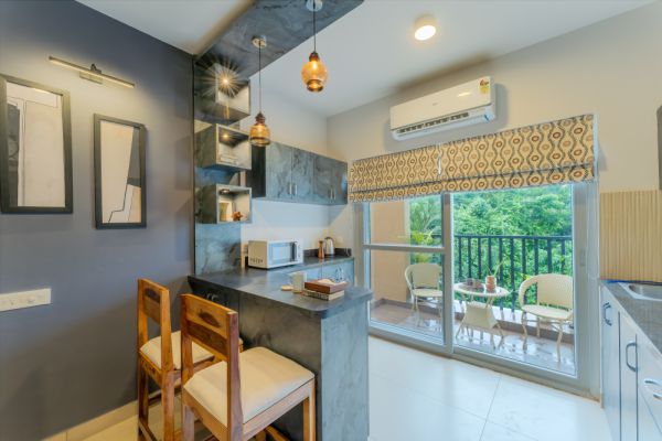 Sereno Foresta cosy 1 bhk greenery view w/pool+game