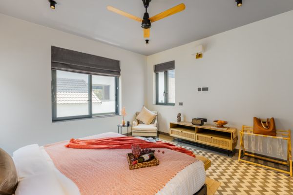 Sereno Susegad 5bhk luxe villa pvt pool by Elysium