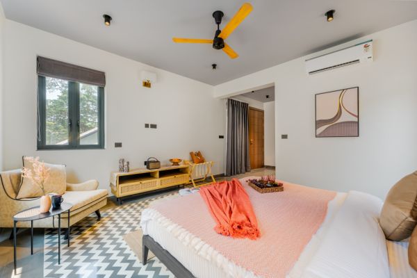 Sereno Susegad 5bhk luxe villa pvt pool by Elysium