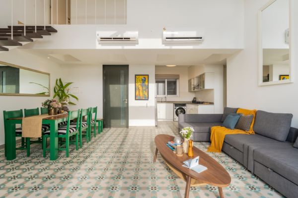 Image Title Goes Here