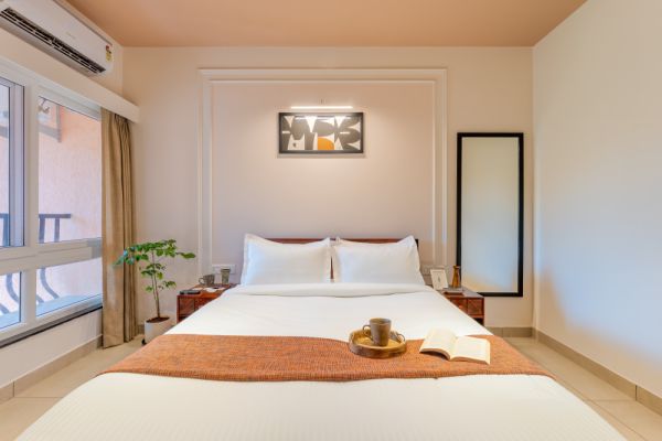 Sereno Foresta cosy 1 bhk greenery view w/pool+game