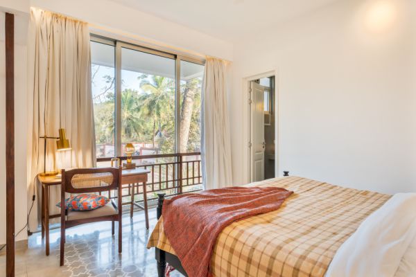 Image Title Goes Here