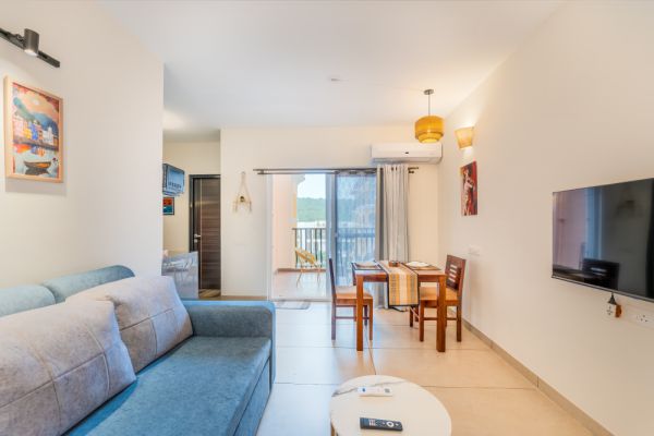 Image Title Goes Here