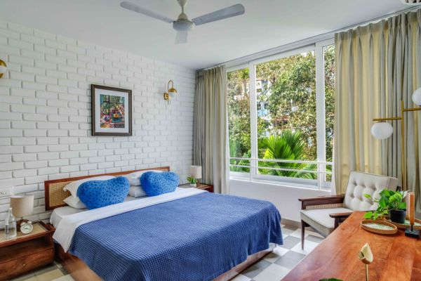 Image Title Goes Here