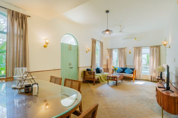 Sereno Solace 3bhk bali theme villa w/pool & gazebo