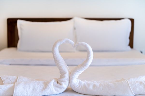 Sereno Emerald 1 bhk w/pool, games zone & gym