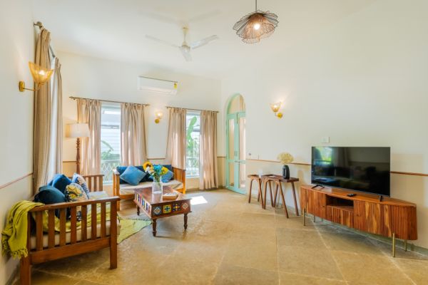 Sereno Solace 3bhk bali theme villa w/pool & gazebo