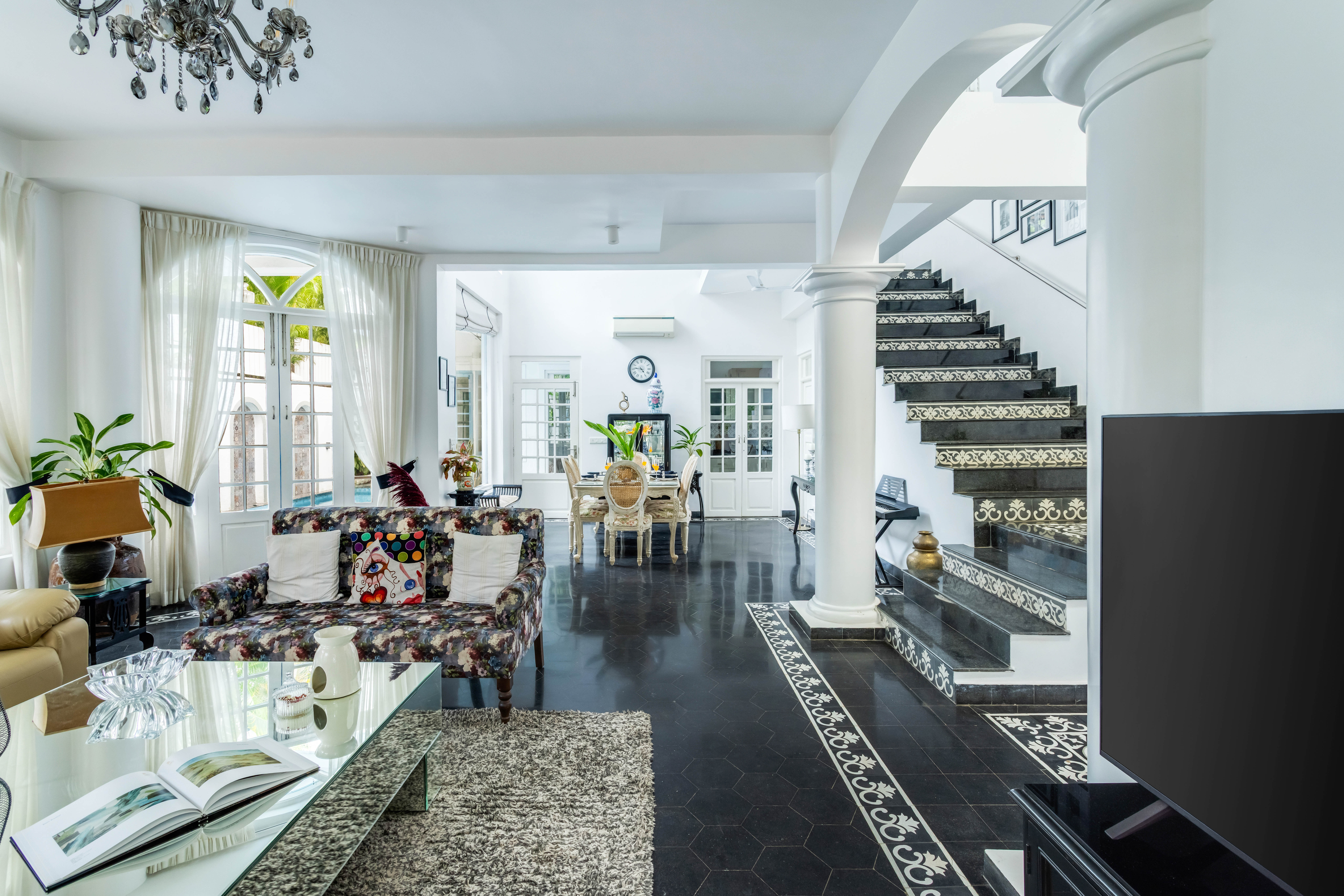 Image Title Goes Here