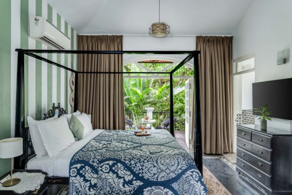 Image Title Goes Here