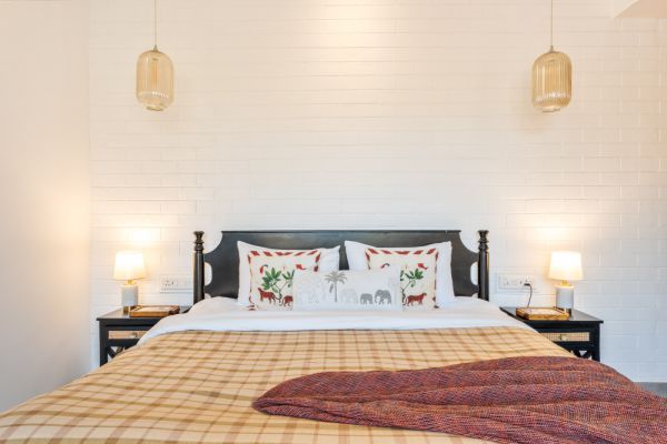 Image Title Goes Here