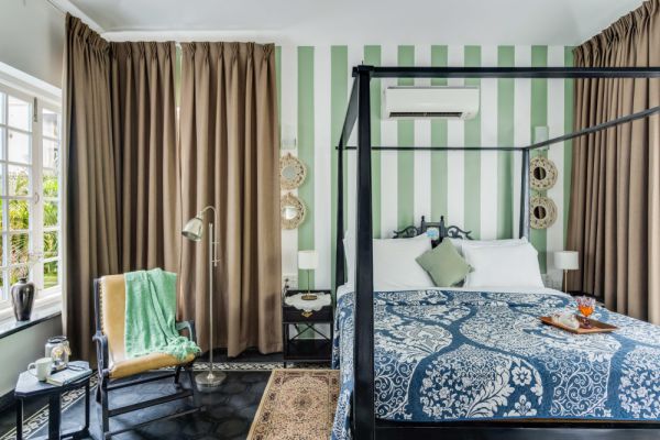 Image Title Goes Here