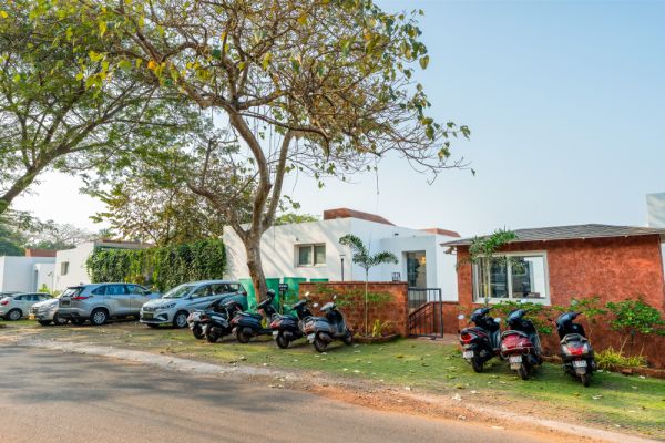 Sereno Arthouse - 2bhk modern villa w/private pool