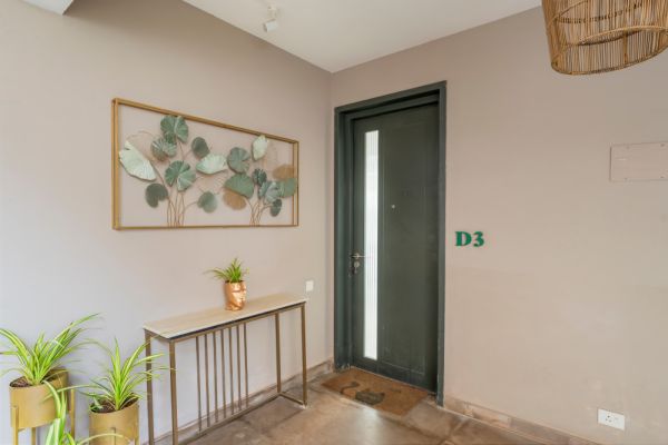 Image Title Goes Here