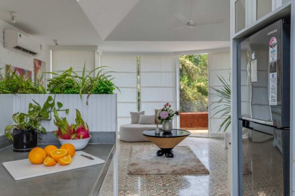 Sereno Picasso 1bhk artsy vibes 3 mins to Assagaon