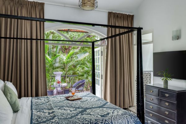 Image Title Goes Here