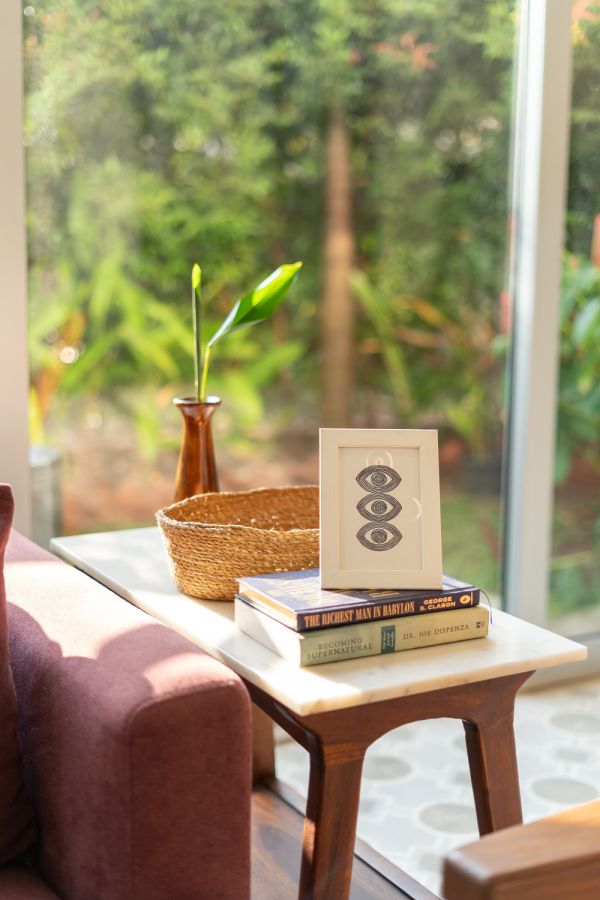 Image Title Goes Here