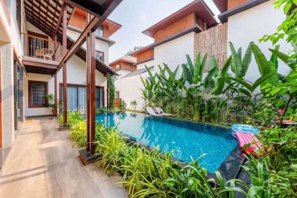 Sereno Susegad 5bhk luxe villa pvt pool by Elysium