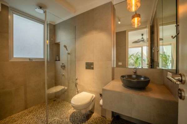 Sereno Santorini 2bhk Greek vibes w/ pvt jacuzzi