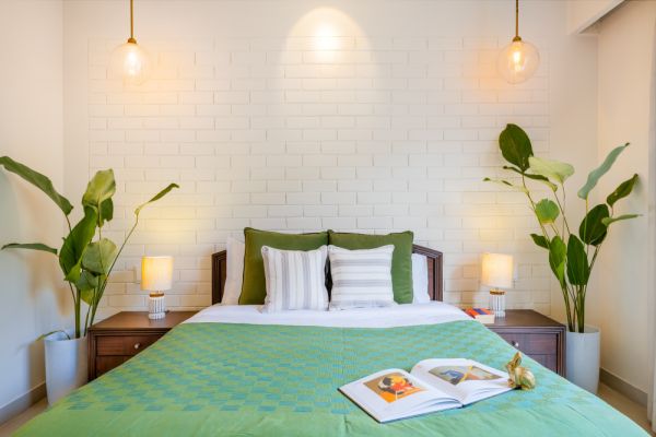 Sereno Horizon 3bhk Penthouse pvt jacuzzi rooftop