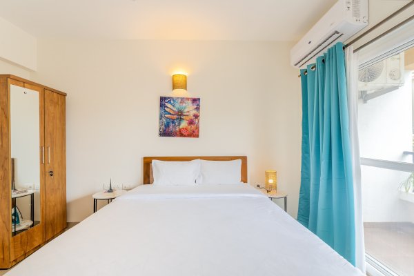 Sereno Azura 1bhk pool view w/game zone, jacuzzis