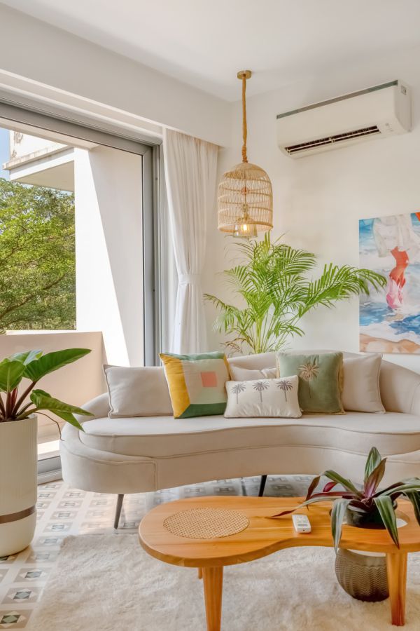 Sereno Santorini 2bhk Greek vibes w/ pvt jacuzzi