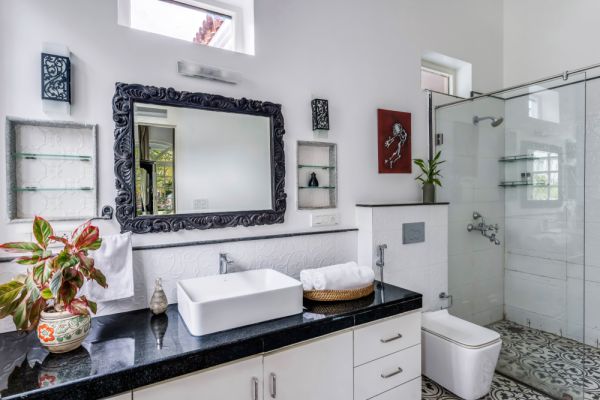 Image Title Goes Here