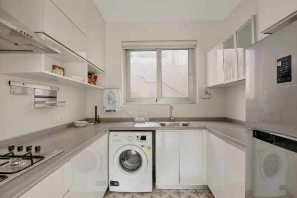 Sereno Santorini 2bhk Greek vibes w/ pvt jacuzzi