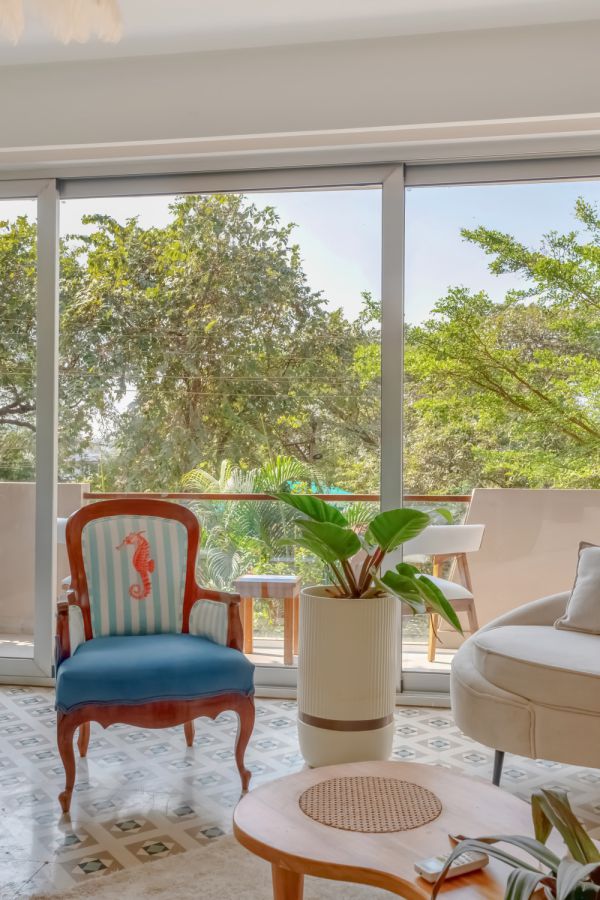 Sereno Santorini 2bhk Greek vibes w/ pvt jacuzzi