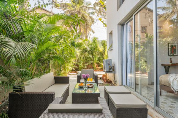 Image Title Goes Here