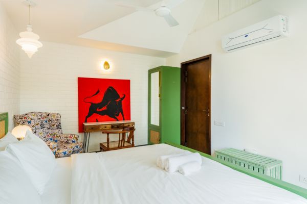 Sereno Arthouse - 2bhk modern villa w/private pool