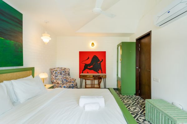 Sereno Arthouse - 2bhk modern villa w/private pool