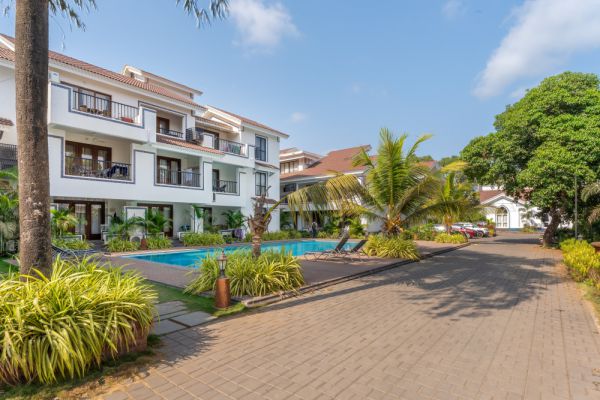 Sereno Palms - enchanting 1 bhk w/ game loft Siolim