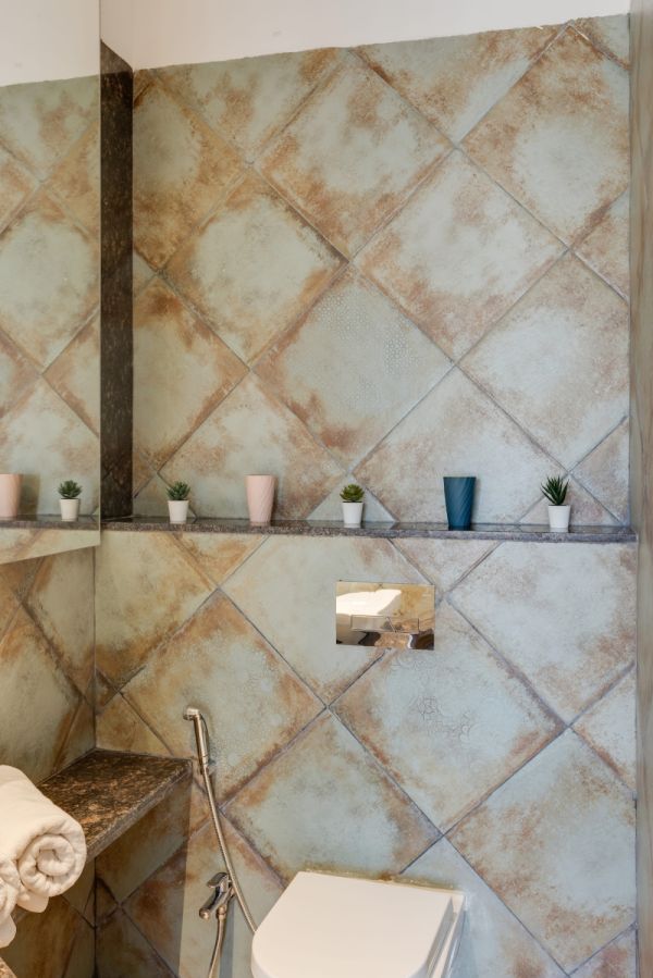 Image Title Goes Here